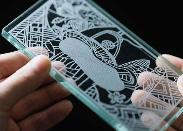 Millist laserkontrollerit valida klaasi lasergraveerimiseks?