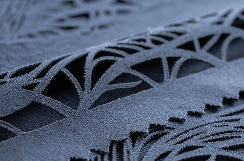 Kangaste laserlõikamise eelised ja laserjuhtimissüsteemide tähtsus